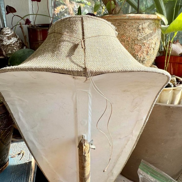 Handmade minimalist boho garnet and cowrie shell necklace - Picture 4 of 4